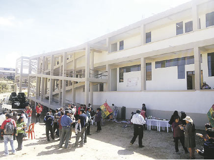 EDUCACIN. La infraestructura del Centro de Educacin Alternativa Martha Mendoza est ubicado en el barrio Estados Unidos.