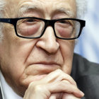 CONFLICTO. Brahimi, decepcionado.