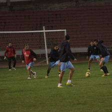 Ambos planteles cerraron sus entrenamientos ayer, en el estadio Patria, al mando de sus directores tcnicos.