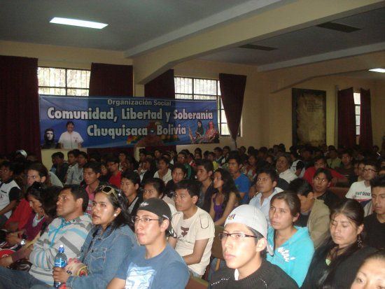 SEMINARIO. Hubo presencia de jovenes.