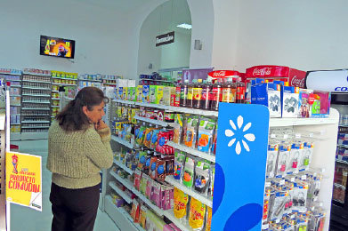 APERTURA. La sucursal de Farmacorp est en la calle Audiencia.