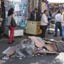 BASURA. La falta del servicio fue criticada.