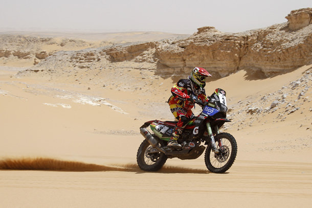 Juan Carlos Salvatierra volvi a ser protagonista en el Rally de los Faraones, ayer ocup el primer lugar, esta vez en la segunda etapa.