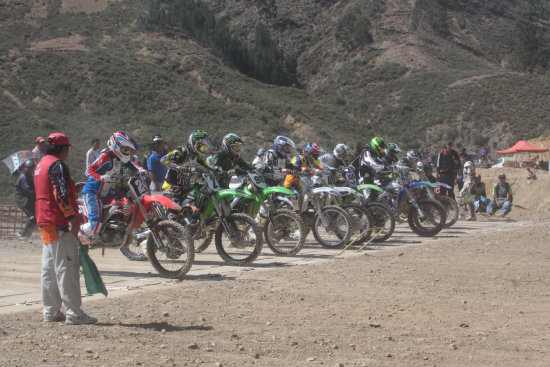 Se aguarda que unos 300 pilotos se inscriban para el Campeonato Nacional de Motociclismo, que arranca esta jornada en Sucre.