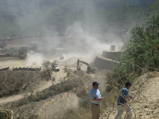 POSTERGACIN. La carretera de Sucre hacia Cochabamba y Santa Cruz no concluye.