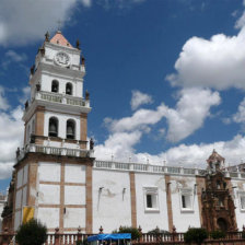 EDIFICACIN. La Catedral Metropolitana de Sucre, ahora patrimonio Cultural e Histrico.