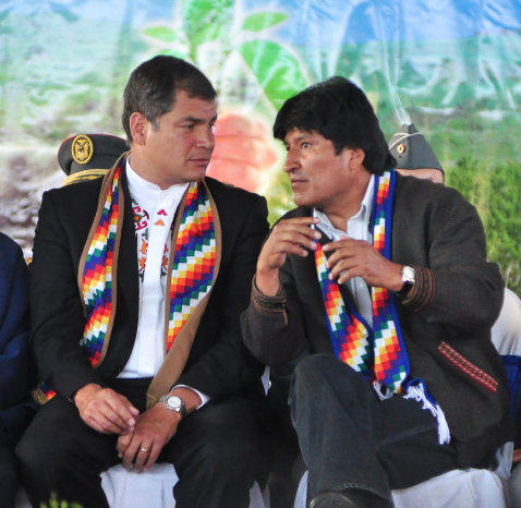 AMISTAD. El presidente de Ecuador, Rafael Correa, y de Bolivia, Evo Morales.