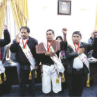 Acto. Jura el nuevo presidente de la Asamblea Legislativa Departamental, Pedro Vela.