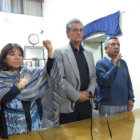 JURAMENTO. Germn Gutirrez (c), Domingo Martnez (d) y Vernica Berros juran a sus nuevos cargos, tras la eleccin en el Concejo Municipal.