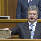 JURAMENTO. El flamante presidente ucraniano Petr Poroshenko al momento de jurar al cargo ante el Parlamento.