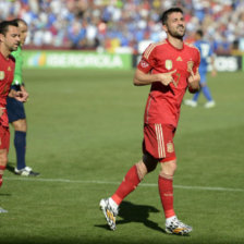 David Villa (d) anot un doblete en el triunfo de Espaa.