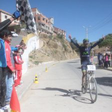 Oscar Soliz fue el ganador de la Copa Bolivia en la especialidad de ascenso.