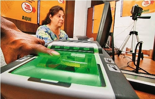 ELECCIONES. La jornada de ayer concluy el registro biomtrico en el exterior