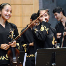 ORGULLO. Nios de la orquesta de Chiquitos en su presentacin en Francia.