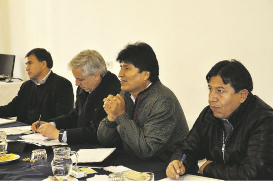 REUNIN. Evo Morales preside la reunin de su gabinete.