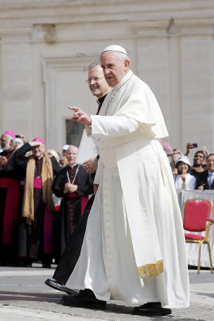 MENSAJE. El papa Francisco viaj a uno de los lugares ms castigados por la violencia.