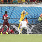 La jugada del ltimo gol portugus que le permite respirar a la espera de la ltima fecha del grupo G.