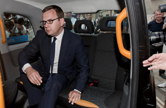 CULPABLE. Andy Coulson, ex jefe de prensa del primer ministro britnico, David Cameron.