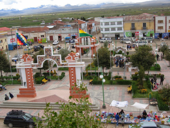 CONFLICTO. Comunarios del municipio de Pucarani se enfrentan por tierras.