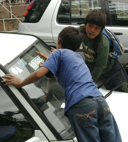 TRABAJADORES. El nuevo Cdigo establece como edad mnima para el trabajo infantil los 10 aos.