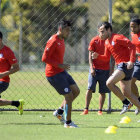 Las prcticas realizadas ayer por los seleccionados de Brasil y Chile, que hoy miden fuerzas por el pase a cuartos de final.