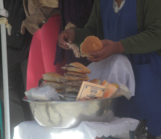 INOCUIDAD. Las personas tienen derecho a consumir alimentos no contaminados.