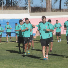 Los integrantes de Universitario cerraron su jornada de trabajo ayer, en la cancha de El Bosquecillo.