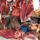 OFERTA. Mercados en Sucre ofrecen ms carne criolla; la crucea llega poco y es muy cara.