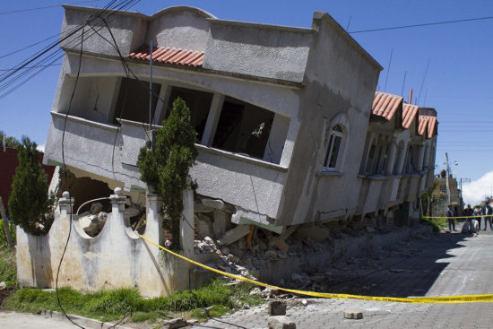 DESASTRE. Varias casas afectadas por el sismo del lunes en San Marcos, Guatemala.	