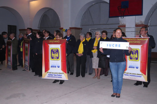 ACTIVIDADES. El acto inaugural de la asamblea del movimiento familiar cristiano. Abajo, el lanzamiento del Da de la Iglesia Diocesana.