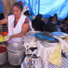 VARIEDAD. La feria realizada ayer en el mercado 