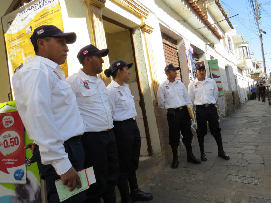 TRABAJO. La Guardia Municipal.