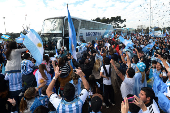 La seleccin argentina fue arropada por su pblico, en Buenos Aires.