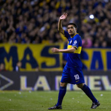 Juan Romn Riquelme dej Boca para jugar en Argentinos.