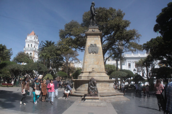 CIUDAD. Sucre mantuvo ayer la tranquilidad que carateriza a la ciudad en sus calles. La semana que viene, podra cambiar el panorama.