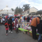 VISITA. Las familias acudieron a la feria.