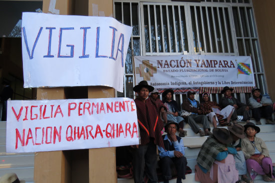 DEMANDA. Naciones indgenas cumplieron cinco das de vigilia en el frontis del TCP.