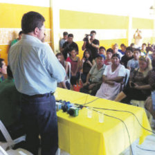 ELECCIONES. El binomio Samuel Doria Medina y Ernesto Surez en el Chapare, ayer.