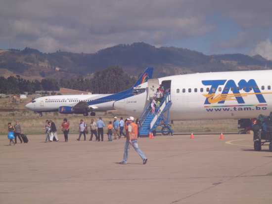 AEROPUERTO. Hasta 13 vuelos diarios se registran en Sucre, donde operan cinco aerolneas.