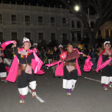 COLOR. Los bailarines adelantaron algo de lo que se ver en la entrada.