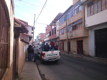 OPERATIVO. El Ministerio Pblico y la Polica allanaron una casa en la calle Pasaje Pouma, en la zona de Surapata.