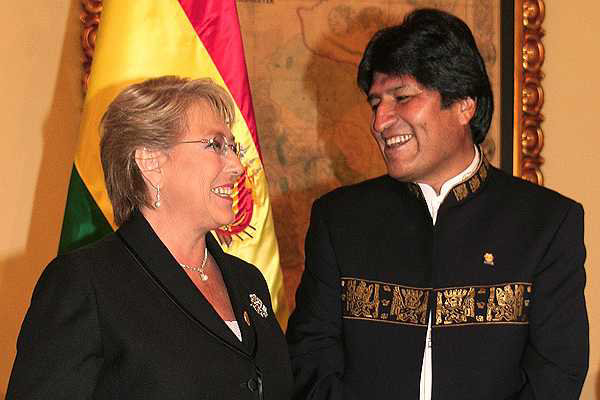 DESENCUENTRO: En una primera etapa la presidenta de Chile, Michelle Bachelet, y el presidente de Bolivia, Evo Morales, tuvieron una buena relacin.