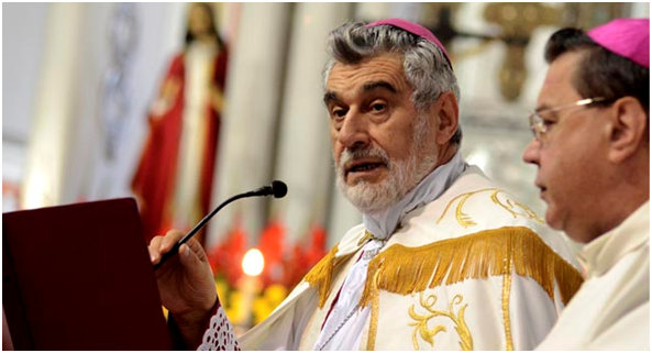 MENSAJE. El arzobispo de Santa Cruz, monseor Sergio Gualberti, en la celebracin de la misa.