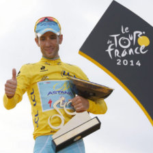 El ciclista italiano Vincenzo Nibali gan el Tour de Francia 2014. Ayer se disput la ltima etapa de la carrera ciclstica internacional.