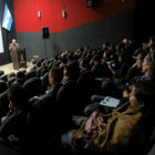 INAUGURACIN. El presidente del jurado del Festival, Antonio Eguino, insta al pblico a pensar en los DDHH.