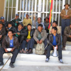 VIGILIA. La sesin de Sala Plena del Tribunal Constitucional Plurinacional se llev a cabo mientras segua la vigilia de sectores movilizados en Sucre.