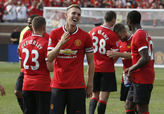 Los jugadores del Manchester United celebran uno de los goles en el triunfo sobre el Real Madrid, ayer, en Estados Unidos.