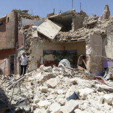 ATAQUES. Ruinas en la ciudad de Mosul.