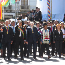 OFICIAL. Las mximas autoridades del Estado participaron de todos los actos en homenaje al 6 de Agosto, realizados en Sucre.