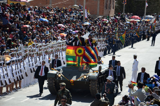 ANIVERSARIO. La Parada Militar se realiz el pasado ao en la ciudad de Potos.